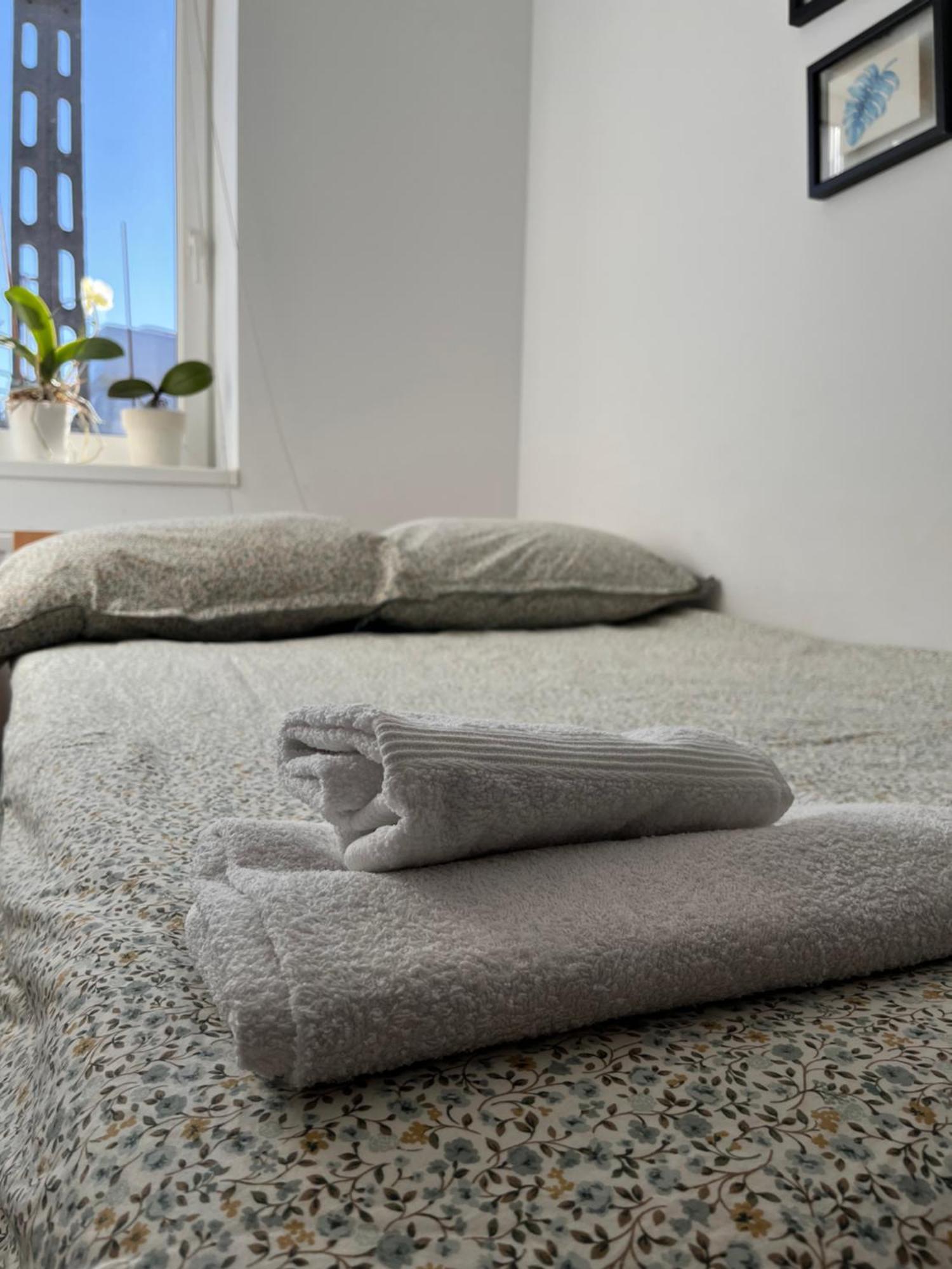 Apartament Numer 1, Dwie Sypialnie Dwa Lozka Orzysz Exteriör bild